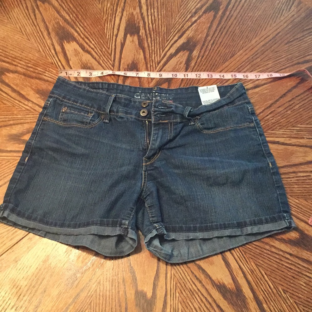 Levi’s Denizen Jean Shorts Size 6